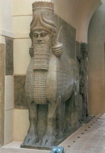 Lamassu, taur sau leu înaripat cu cap de om din cultura sumeriană